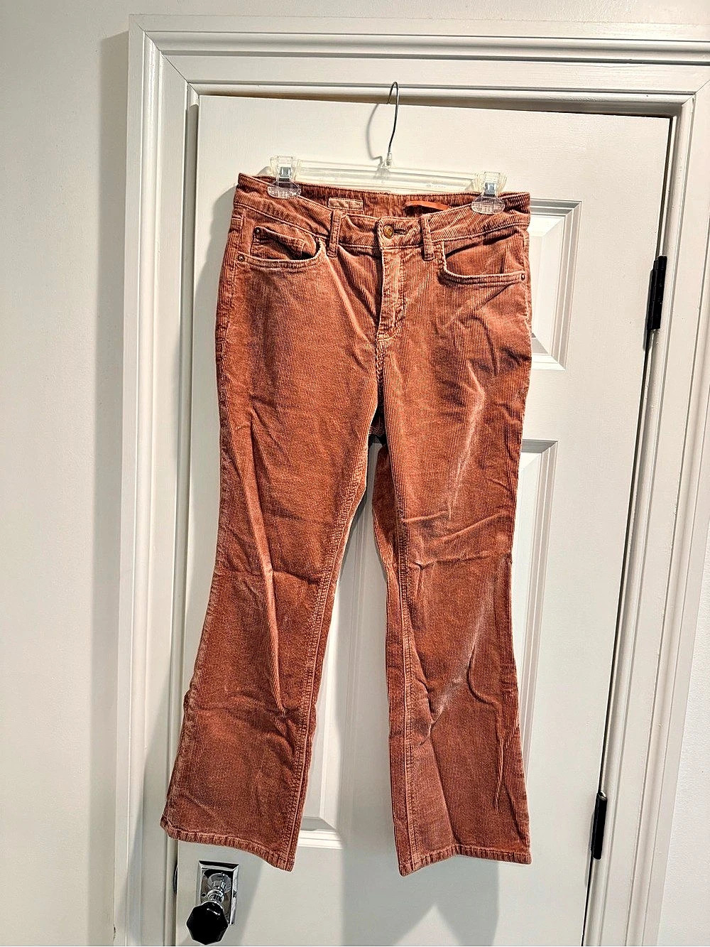 Pilcro Kick Flare Crop Corduroy Pants in Taupe Rosewood, Waist 28